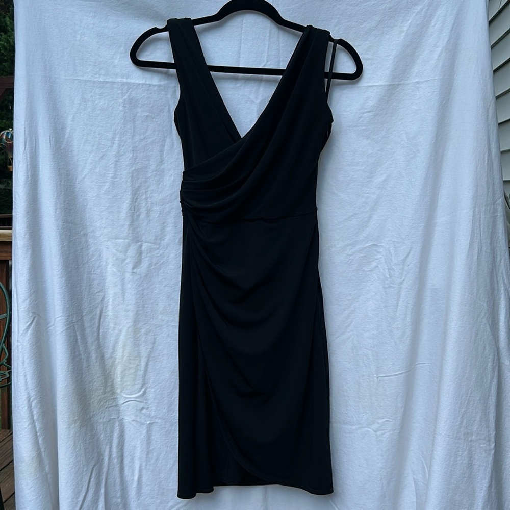 Black White House Black Market Wrap dress size 00